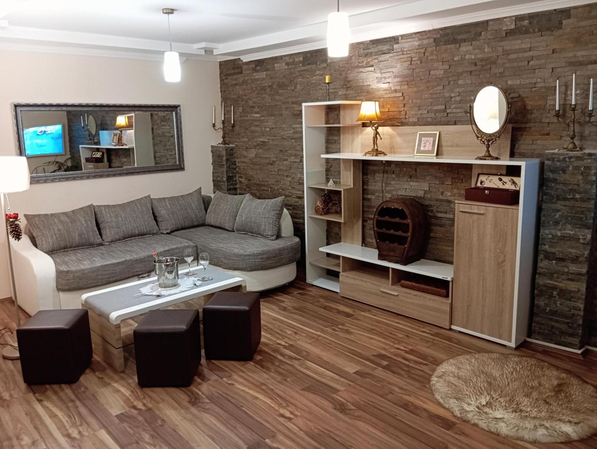 Apartman Dionis Sm Sremska Mitrovica Exteriör bild
